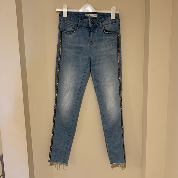 Zara Jeans - Picture 1 of 3